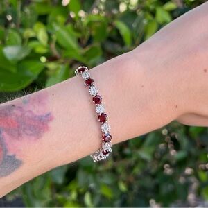Red Garnet ♥️ Rhodium over Sterling Silver 🩶 Bracelet